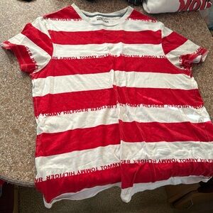 Men’s shirt size small